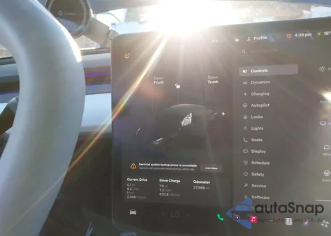 2022 Tesla Model Y Performance Dual Motor All-Wheel Drive z USA, uszkodzony, nr VIN 7SAYGDEF9NF397030